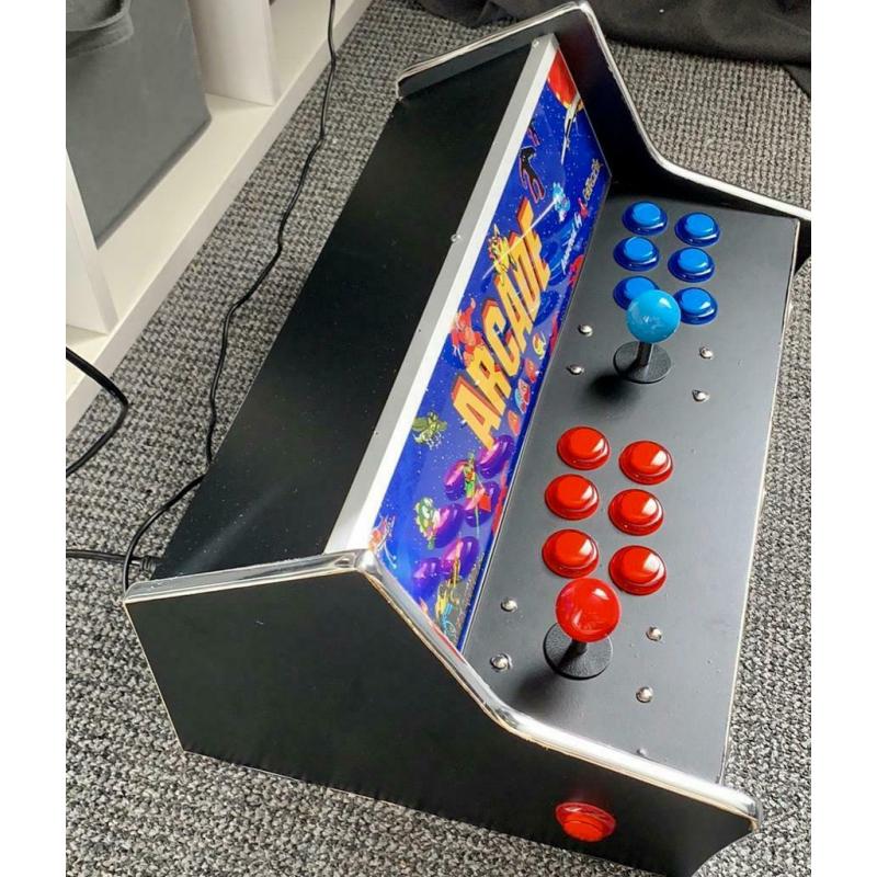 2 player arcade with built in games