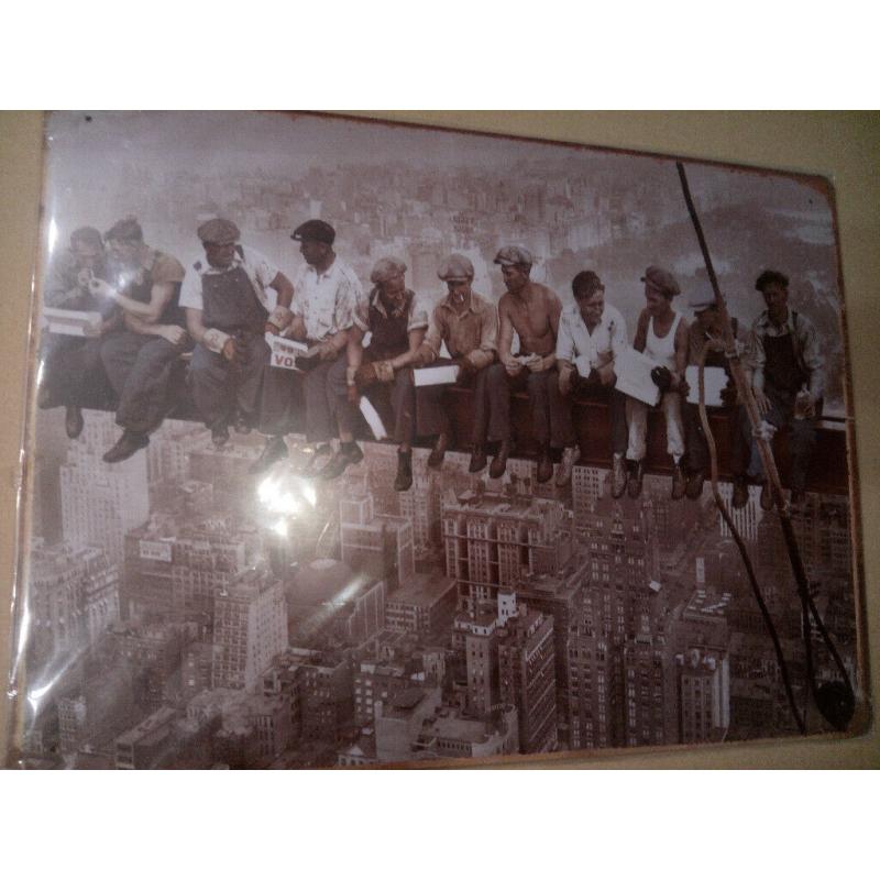 Tin wall plaques, Harley, Bentley, Marylin Monro, VW van etc