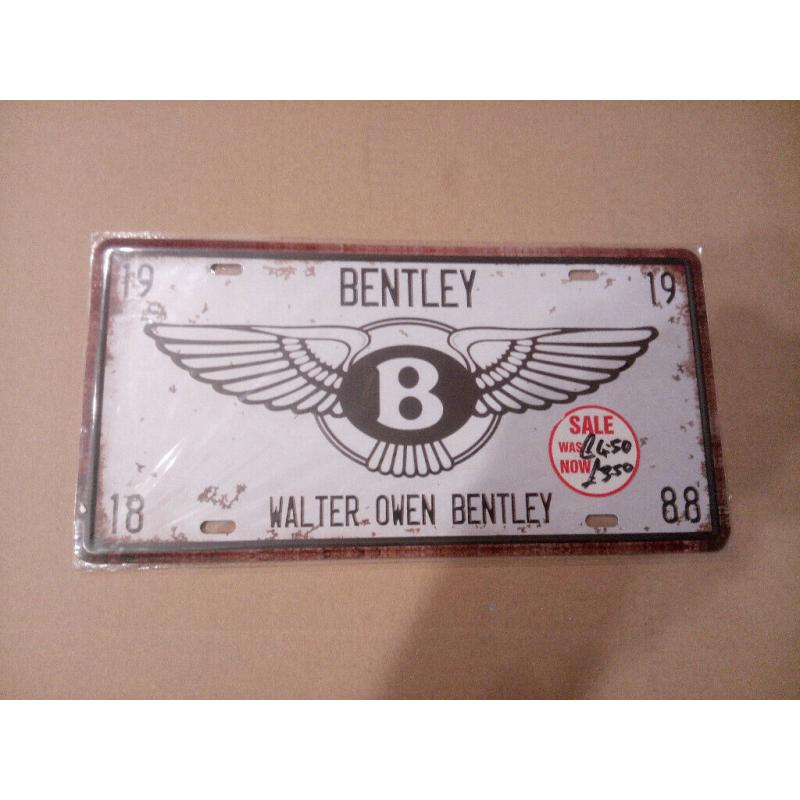 Tin wall plaques, Harley, Bentley, Marylin Monro, VW van etc