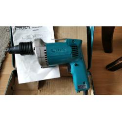 Makita screwdriver 110v