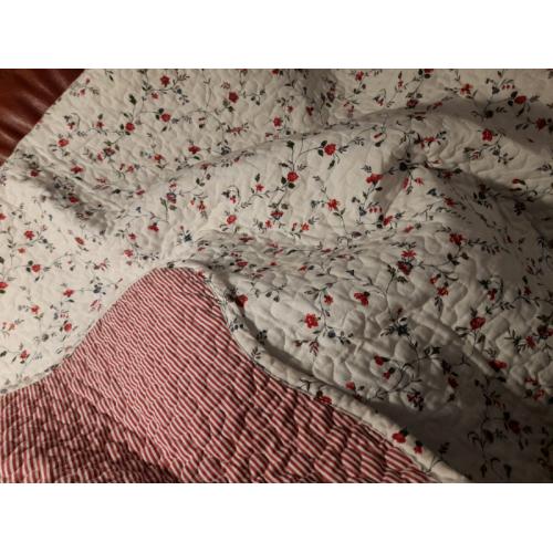 BEDCOVER