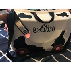 Trunki moo cow suitcase