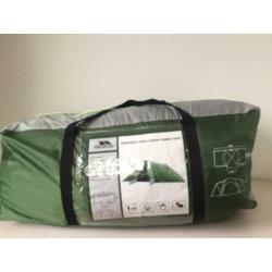 TRESPASS 8 MAN 2 ROOM TUNNEL TENT WITH BEDDING