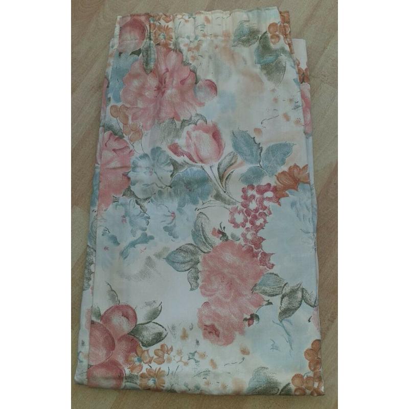 Fully Lined and Weighted Curtains with Pelmet & Bed Runner
