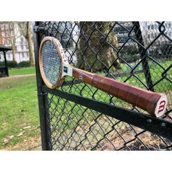 Tennis wooden racket Wilson Chris Evert Autograph Edition