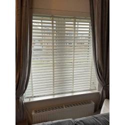 Blinds2go wood blind