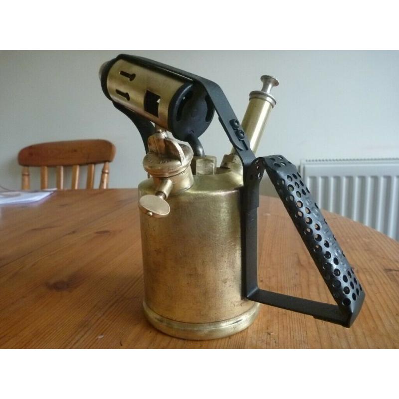 Vintage British Monitor No26 Paraffin torch.