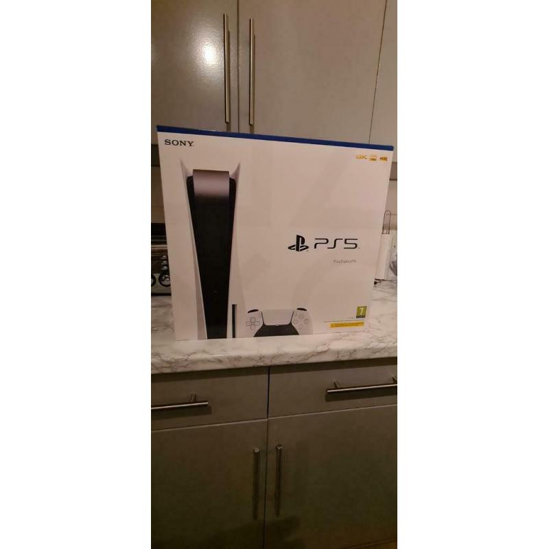 Brand new PS5 sealed playstation 5 ?800