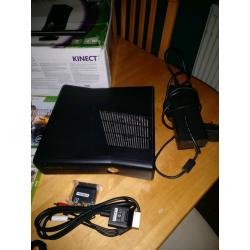 Xbox 360 7 games and 2 controller's
