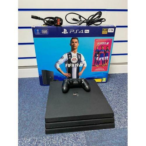 PS4 PRO (1TB) (BLACK) (BOXED)