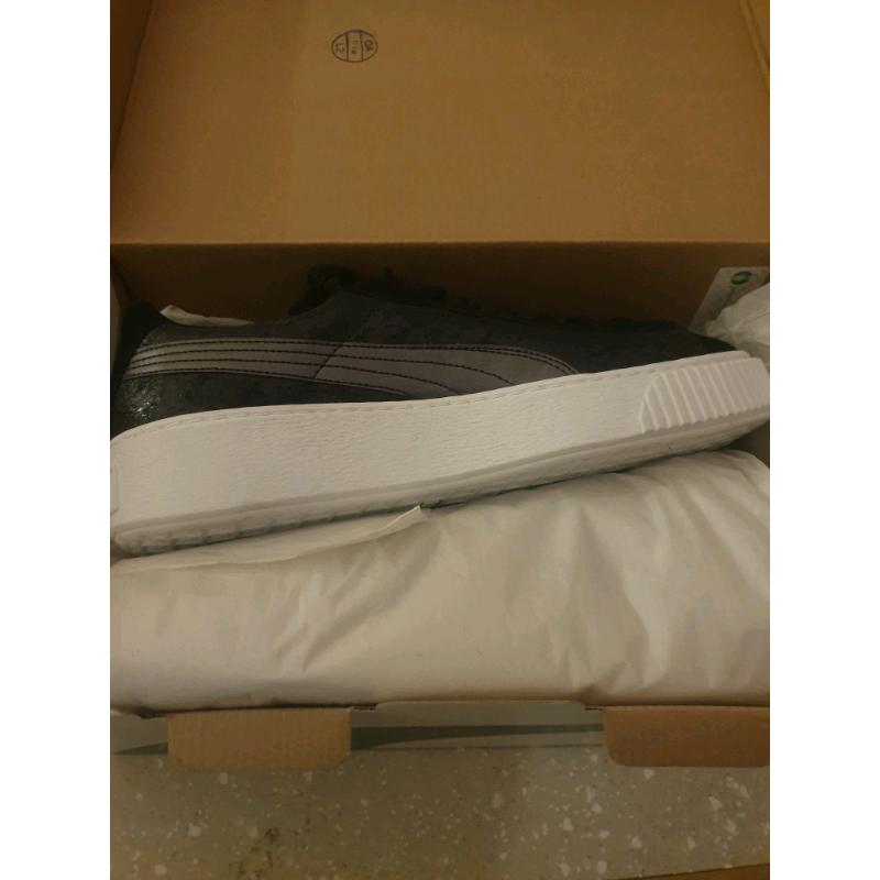 Puma pumps size 8