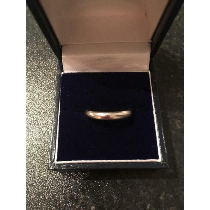 Platinum Wedding Band