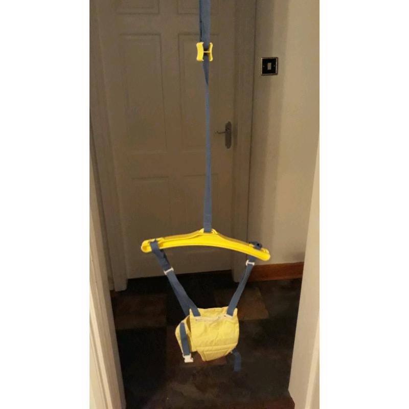 Door bouncer