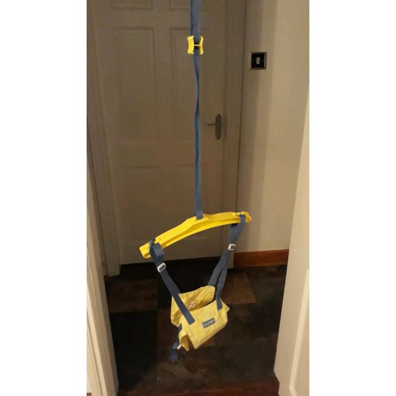 Door bouncer