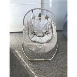 Baby bouncer chair