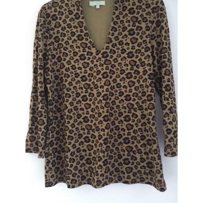 Hobbs leopard top unworn