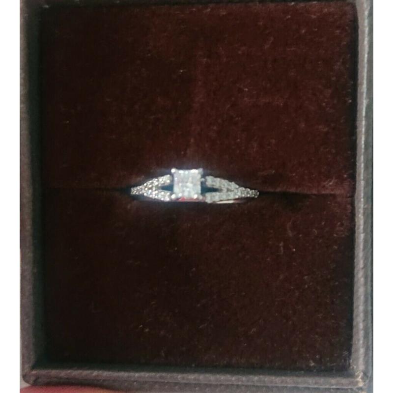 Diamond Ring. NEED A QUICK SALE