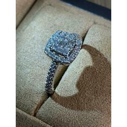 Diamond engagement ring
