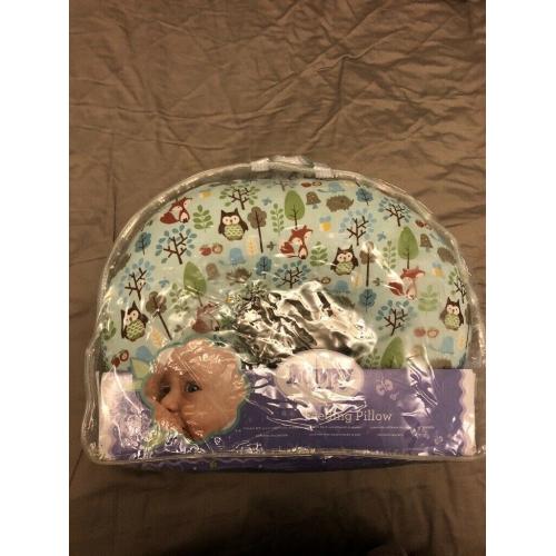 Chicco Boppy Pillow with cotton slipcover Modern Woodland