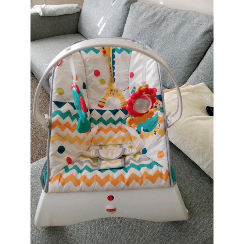 FISHER PRICE BOUNCY CHAIR