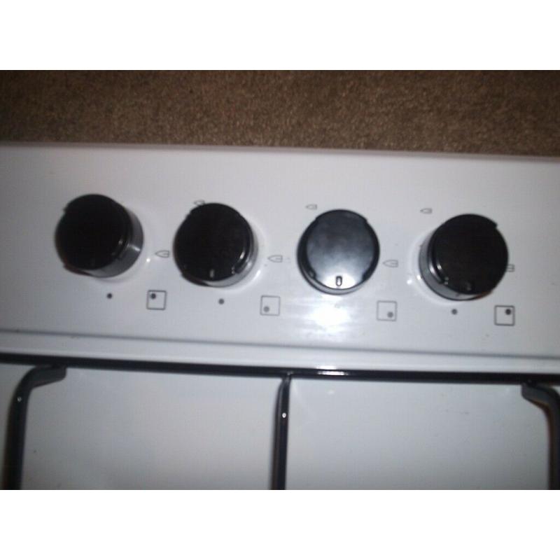 ELECTRULUX WHITE TOP GAS HOBB, EXCELLENT CONDITION