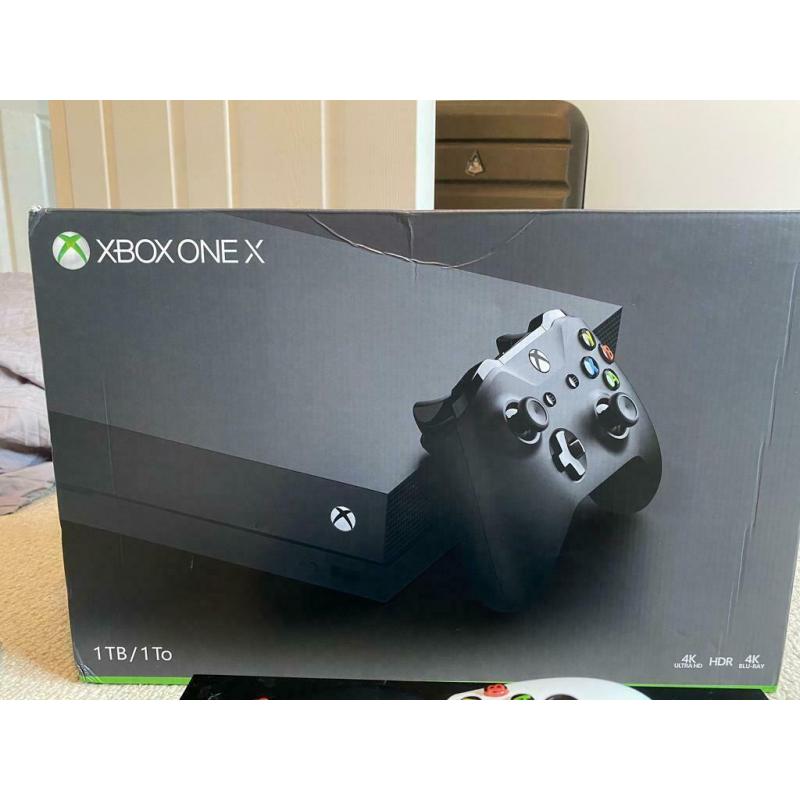 Xbox One X- 4K- 2 controllers, boxed, HDMI Cable