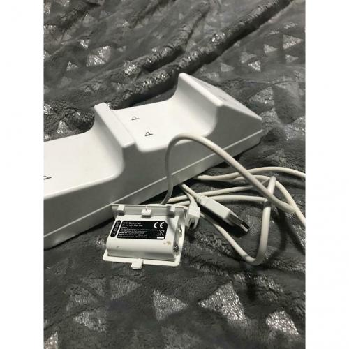 Xbox charging kit