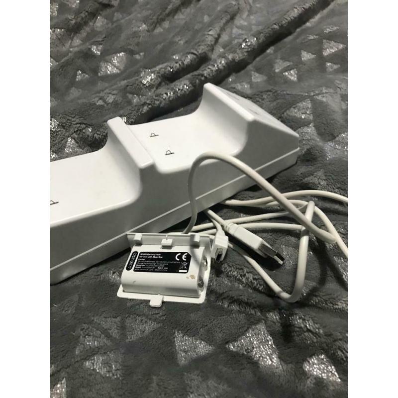 Xbox charging kit