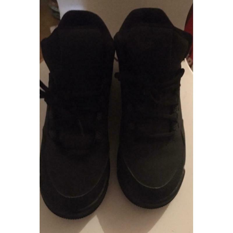 Nike Jordan?s Trainers size 5 ex-condition