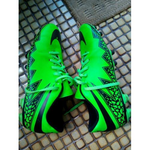 Nike Hypervenom football boots
