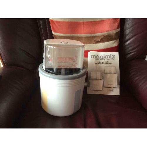 Ice cream maker