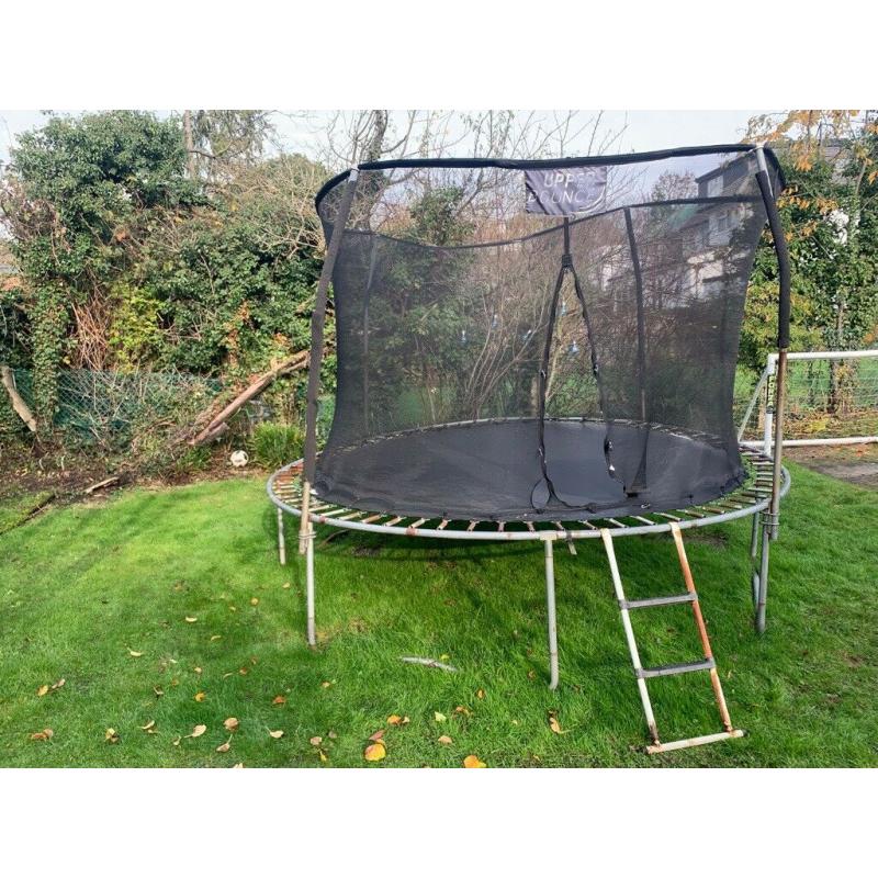 Trampoline and Enclosure - 14 foot