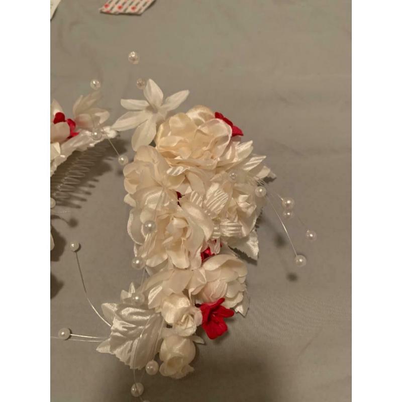 3 x Bridesmaid hair accessories