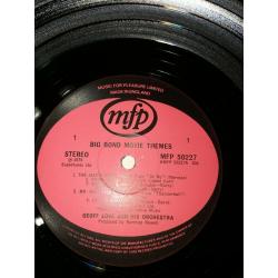Big Bond Movie Themes vinyl lp