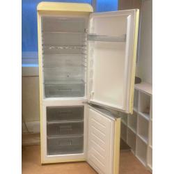 Swan Fridge Freezer