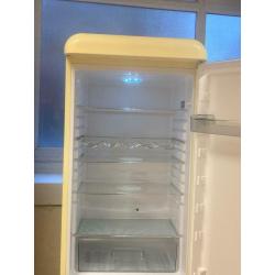Swan Fridge Freezer