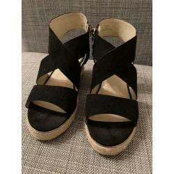 River Island Girls Sandals Size 1