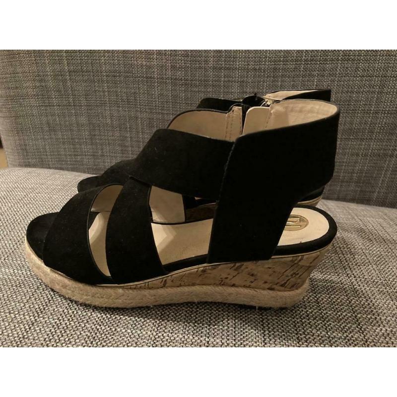 River Island Girls Sandals Size 1