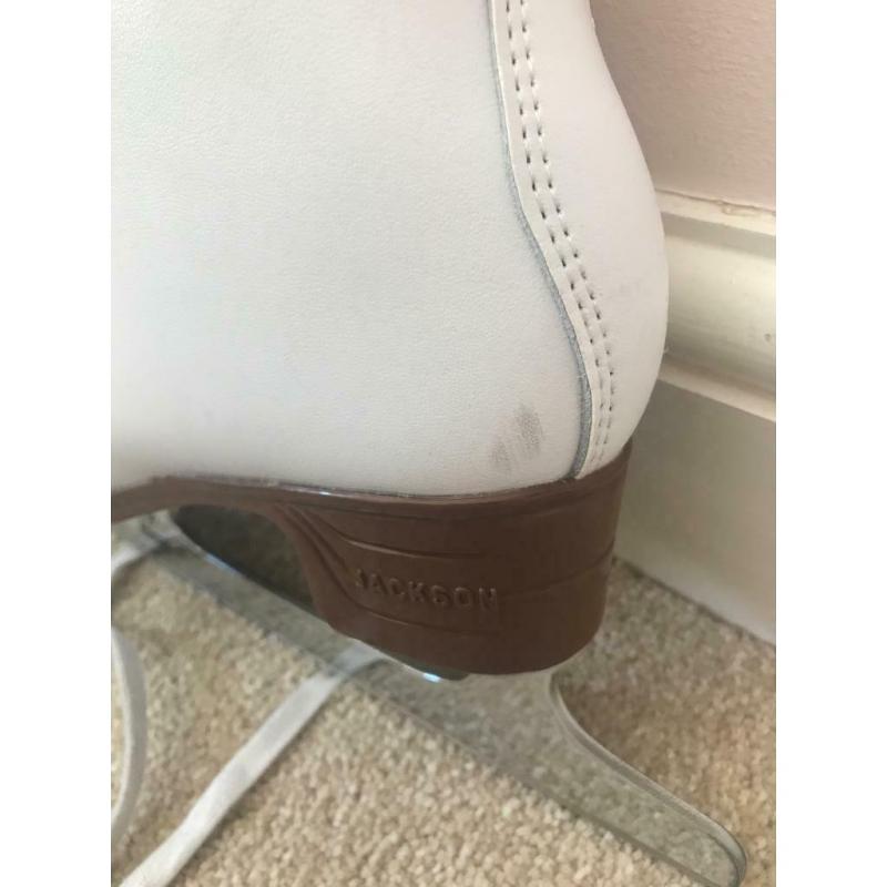 Girls Jackson Mystique White Figure Ice Skates - size 4C - UK1.5 EUR34.5 - RRP ?135