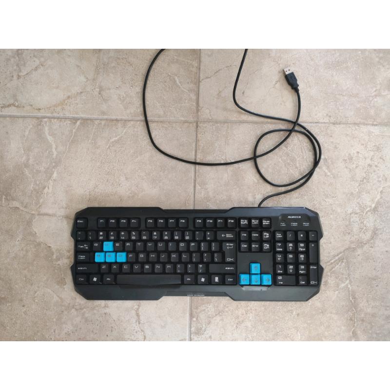 Polygon Gaming Keyboard - perfect condition.
