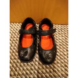 Toe Zone Girls Black Shoes Size 10