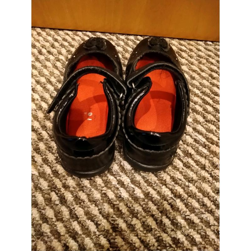 Toe Zone Girls Black Shoes Size 10