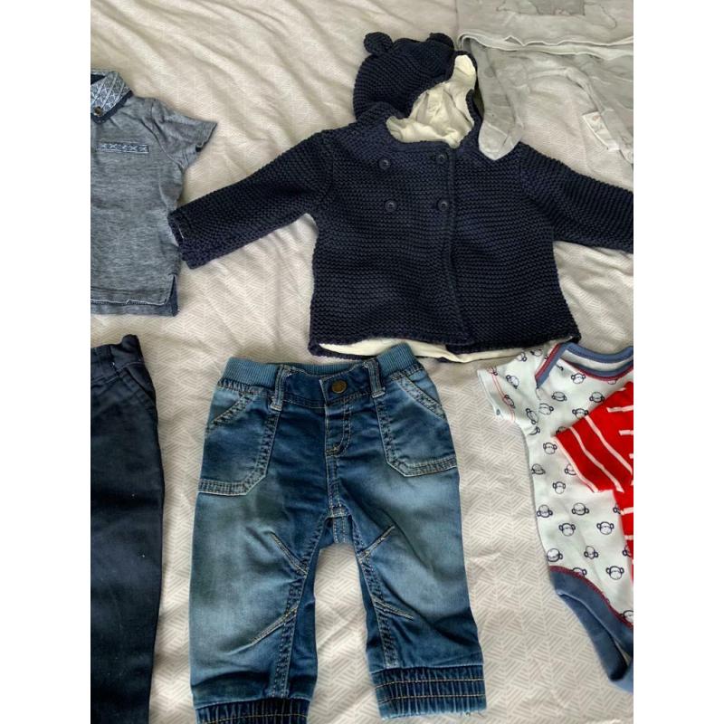 Boys 0-3 month small clothing bundle