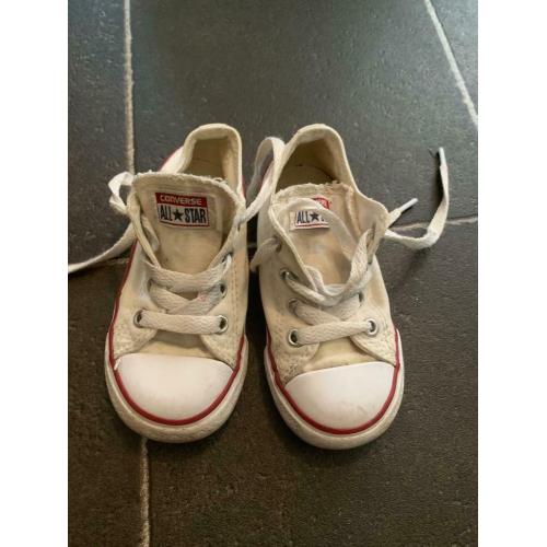 Kids converse