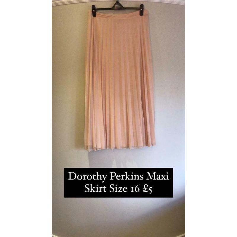 Size 16-18 Ladies Clothes